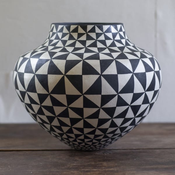 Ant & Di Edmonds of Tydd pottery small ceramic vessel with hand painted triangles pattern