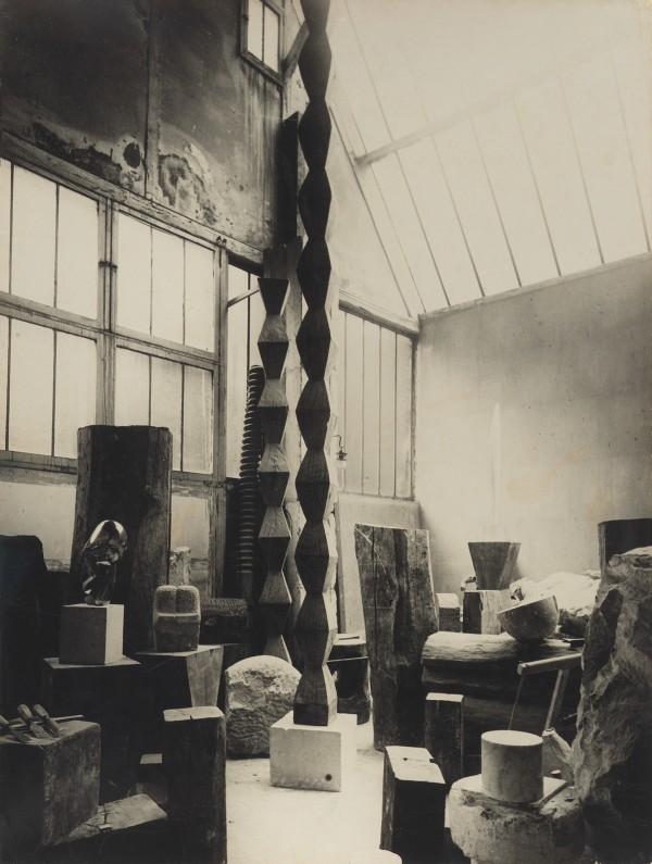 Constantin Brancusi, Vue de l’atelier (View of the Studio), ca. 1925