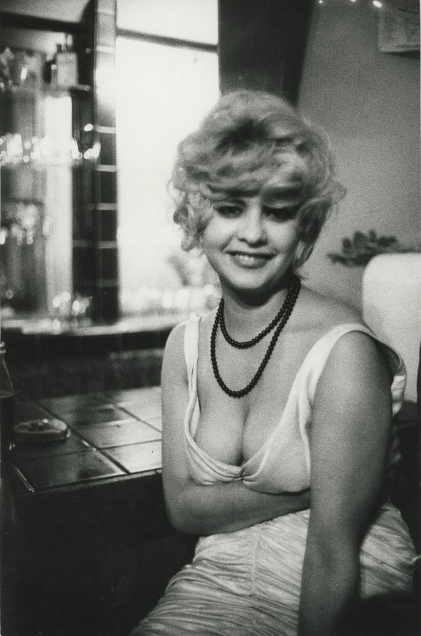 Sergio Larrain, Bar Los Siete Espejos (Bar of Seven Mirrors), Valparaiso, Chile, 1963