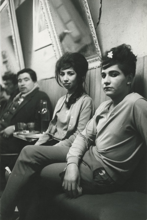Sergio Larrain, Bar Los Siete Espejos (Bar Seven Mirrors), Valparaiso, Chile, 1963