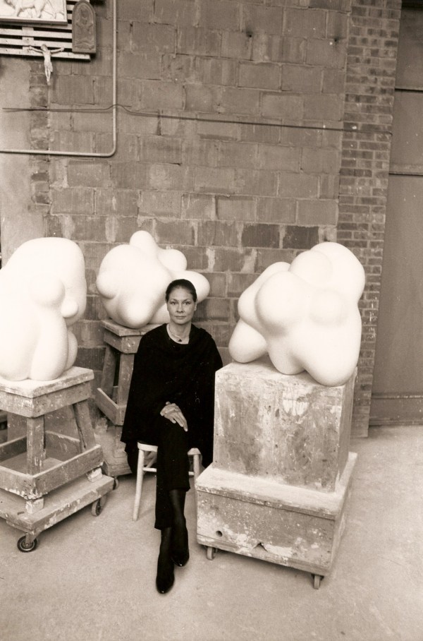 Sophia Vari  artist in her atelier