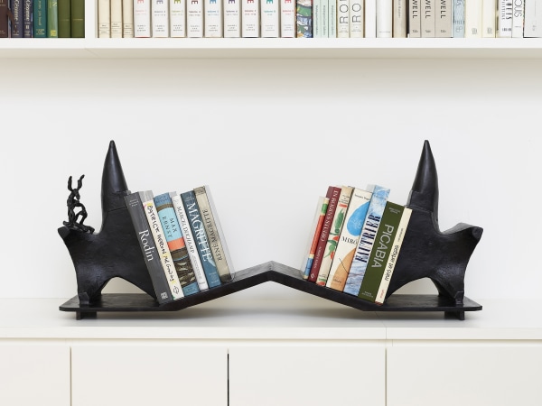 Barry Flanagan, Book Ends, 2001