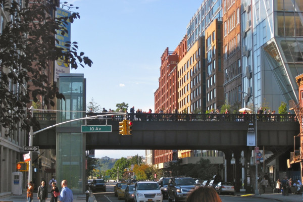 The High Line in Chelsea, photo courtesy of Trail Tramps
