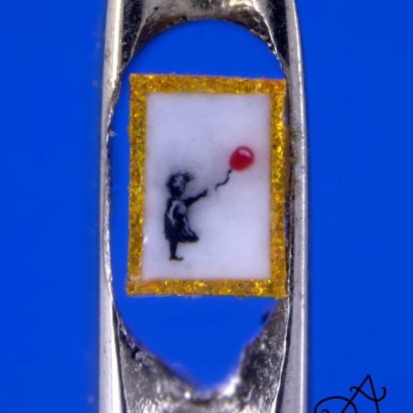 David A Lindon - Micro Art - Girl With Balloon - Banksy