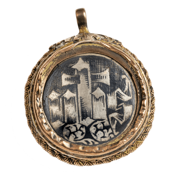 Marriage pendant with Portrait of Couple