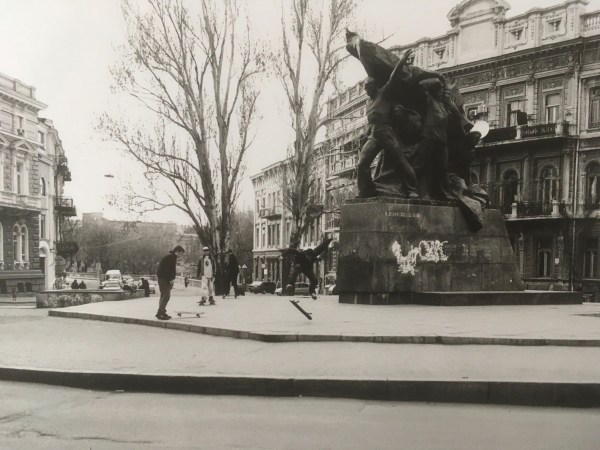 Nicholas Hopkins, Skateboarders in front of monument to the sailors of the Potemkin Uprising, 19th April 2003