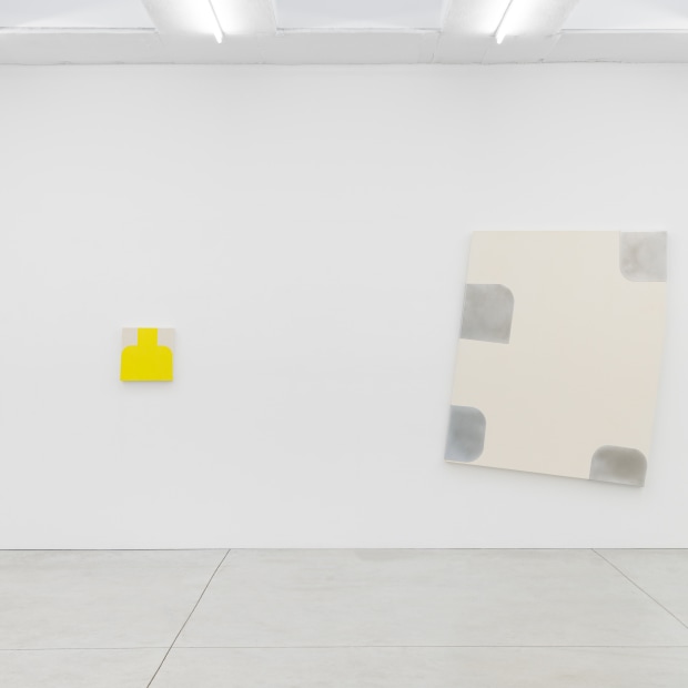 Katrin Bremermann La Fleur De Barbe 2025 Installation View 01 Kristof De Clercq Gallery Shivadas De Schrijver