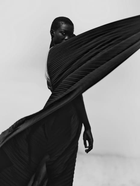 Bastiaan Woudt, Dancing Plissé, 2020