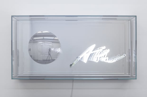 Brigitte Kowanz, tbh, 2020