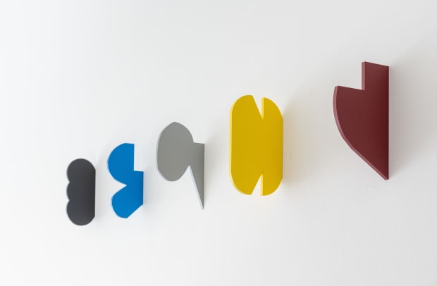 Jürgen Partenheimer, Small Shapes (Red, Yellow and Blue) I-V, 2022
