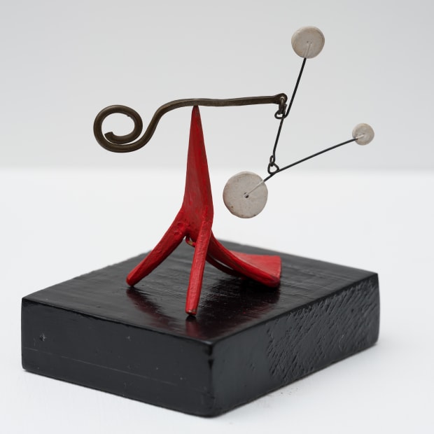 Alexander Calder, Three White Dots and Brass on Red, 1960