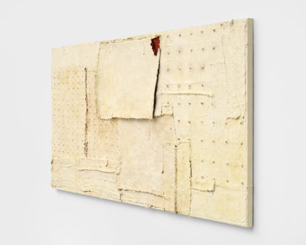 A pioneer of feminist and queer discourse, Harmony Hammond’s recent paintings focus on materiality and the indexical to suggest topographies...