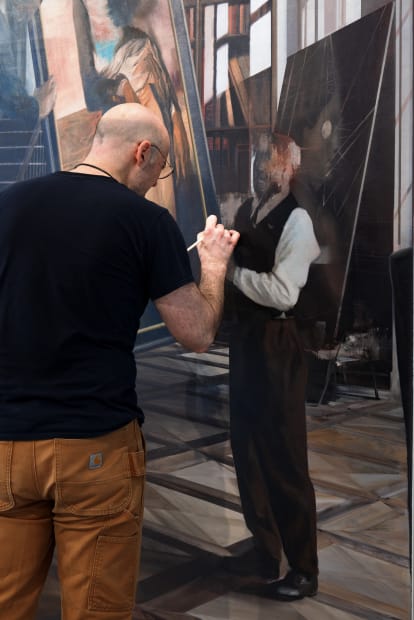 Tim Kent playing art handlers.