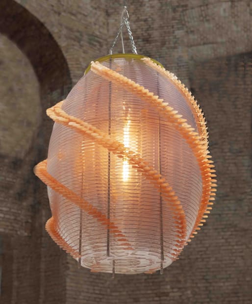 J O R G E P A R D O Sem título, longo 5, 2019 PETG colorido 2mm, base de...