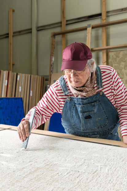 Renowned for his radical rethinking of painting’s possibilities, Ha Chong-Hyun (b. 1935, Sancheong, Korea) has been a central figure in...