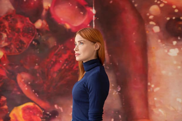 Parra's practice is mostly cross-disciplinary, for the past fifteen years she has been working between painting, video, sculpture, writing, performance,...