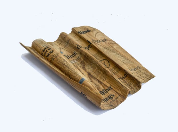 SHIVANI AGGARWAL Words- Still or Moving – II Acrylic on teak wood 19 x 15 x 3 Inches 2022