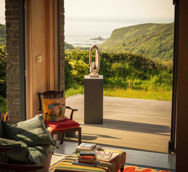 William Peers New Carvings 6th - 22nd November 38 Albemarle Street, W1S 4JG Monday-Friday, 10am-6pm View Catalogue