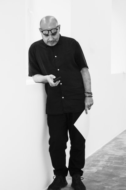 Andisheh Avini, Overview