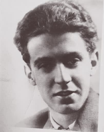 In 1953, Eisler came to São Paulo to develop an interior project for his brother-in-law, Ernesto Wolf, and he designed...