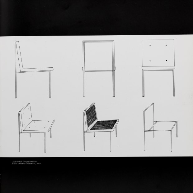 The idea was to create a store where the customer could find trained professionals to develop a contemporary interior architecture...