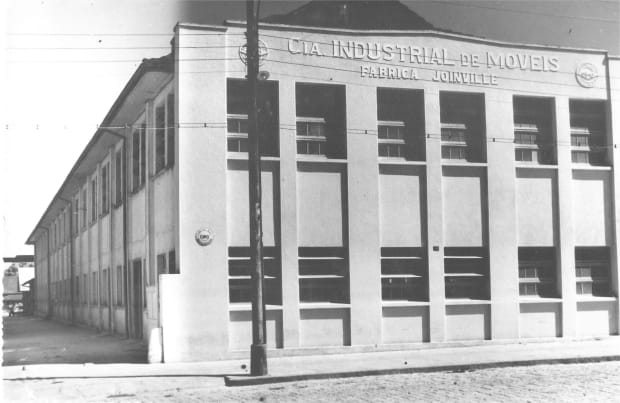 More than just an industry, Móveis Cimo left an enduring legacy in Brazilian design history. It furnished public buildings, theaters,...