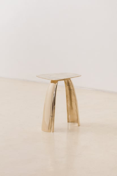 The latest addition to the Morfa collection, the Morfa n.10, serves as either a dining table or an entrance table,...