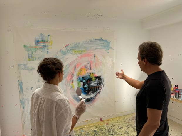 Essential Package Designed for individuals, couples, small teams or 1-to-1 executive creativity sessions. This package includes: One-day private session with...