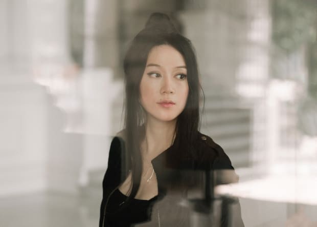 Sougwen is a Chinese-Canadian artist and researcher. Founder and artistic director of SCILICET exploring human & non-human collaboration. Considered a...