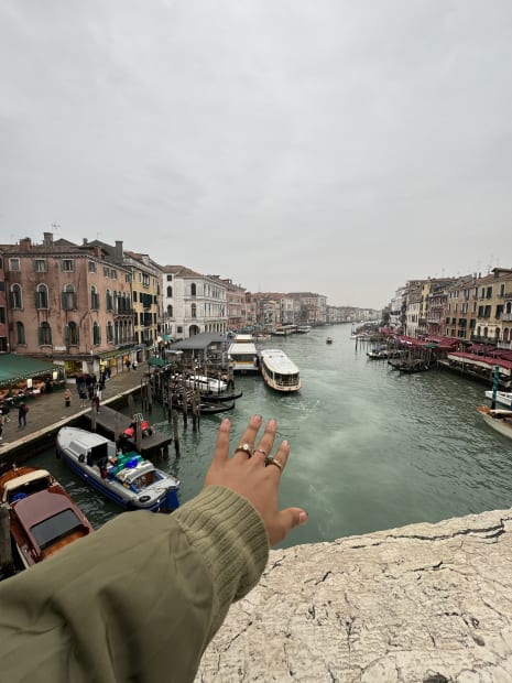 During her residency in Venice, Osaru Obaseki has immersed herself in the culture and history of the city, drawing inspiration...