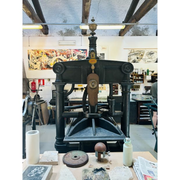 Leila then had the enriching experience of attending a week-long printmaking course at the renowned Venice School of Graphics. Known...