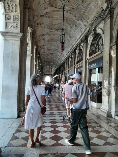 On June 27th, Leila went on a guided tour of Venice, which left a profound impression on her. The day...