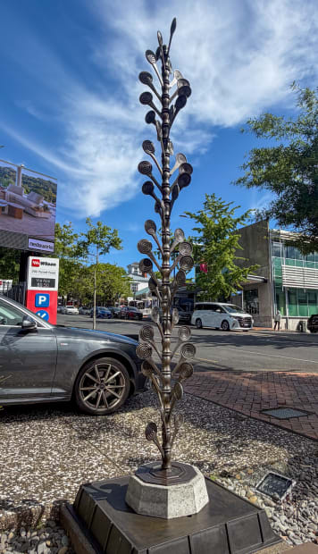 Richard Mathieson, Round Tree, 2016