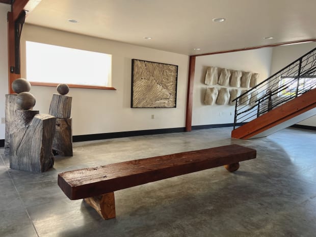 Services, Art documentation