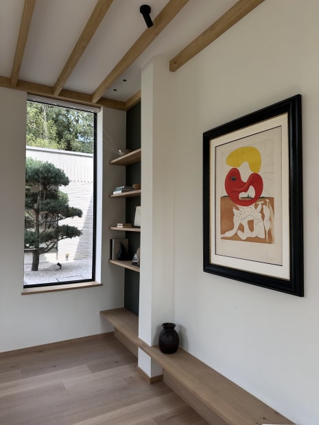 Art Sourcing for Design Projects