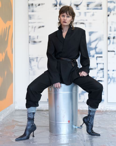 REBECCA LINDSMYR Born in Edsbyn, SE, 1990 Lives and works in Paris, FR Rebecca Lindsmyr’s work revolves around questions of...