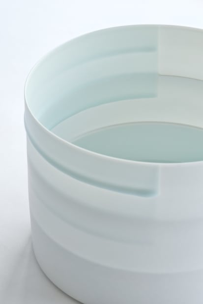 The Boundaries of White Porcelain , Yoon Sorim