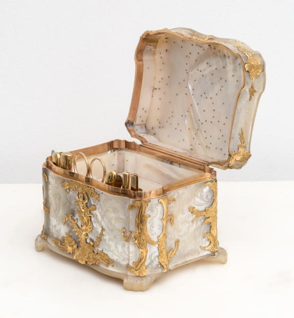 Mother of pearl and Gold Necessaire, Germany, mid-18th Century