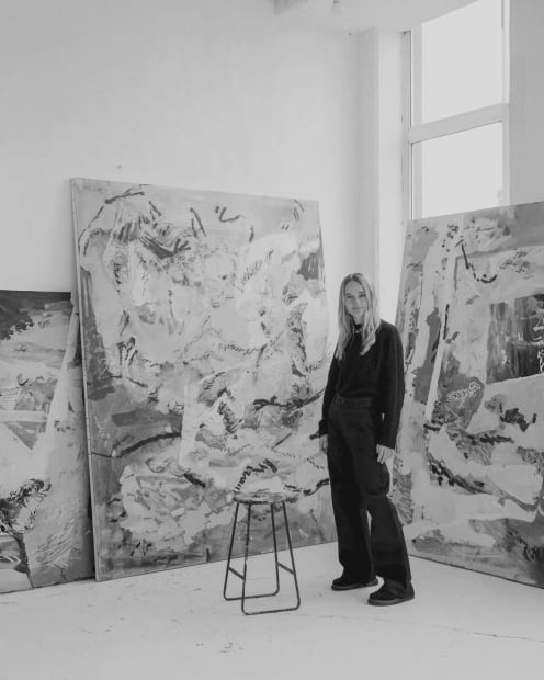 Ash Holmes Ash Holmes is a Sydney-based artist whose abstract paintings draw inspiration from her surroundings on Guringai Land (Sydney’s...