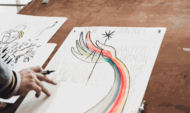 Montgomery communique avec les passants grâce à des messages empreints de poésie qu’il place aux endroits les plus inattendus de...