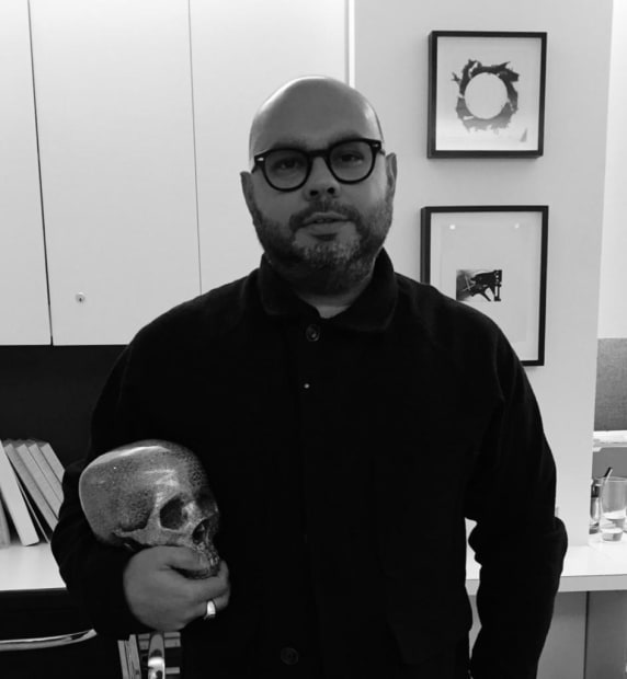 Andisheh Avini, Overview