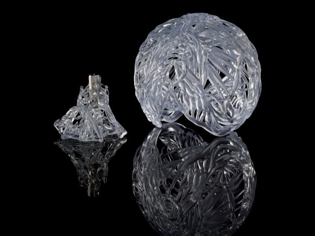 V&A Museum Collects MEMORY (D.O.U.G._2), a groundbreaking project by Sougwen Chung, 2022. MEMORY featured an innovative RNN (Recurrent Neural Network)...