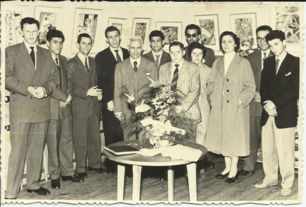 La Escuela de Arte Moderno de las Cuatro Dimensiones (The Four Dimensions School of Modern Art)