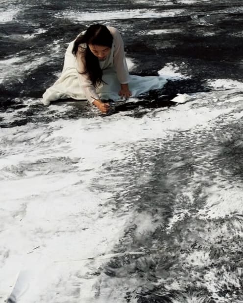 Bingyi’s new landscape painting language inverts the traditional relationship between brush and ink. In her pursuit of a contemporary art...