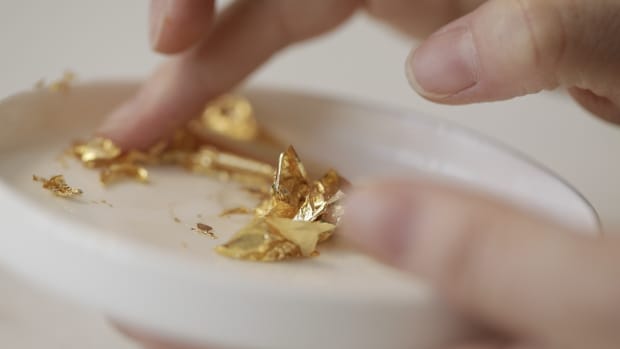 Pigments and Alchemy Having been trained in Chinese traditional gongbi or “meticulous brush” painting since her youth, Kang Chunhui stands...