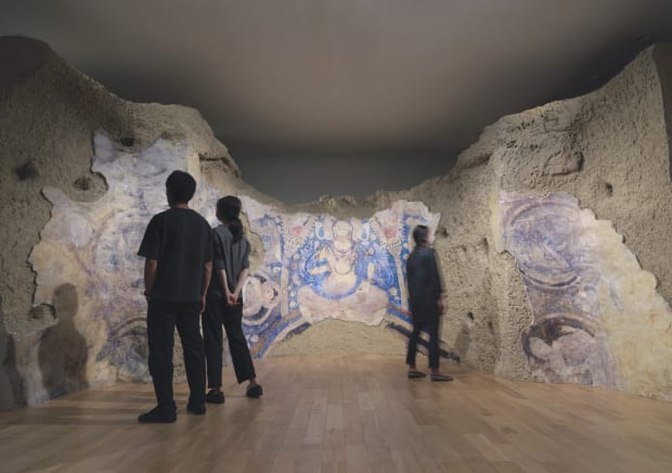 Masaaki Miyasako seemlessly integrates science, art, and culture as a conservator and professor of Nihonga painting at Tokyo University of...