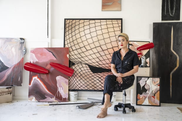 Makiko Harris (b. 1989, The Netherlands) earned her Masters in Contemporary Art Practice from the Royal College of Art, London,...