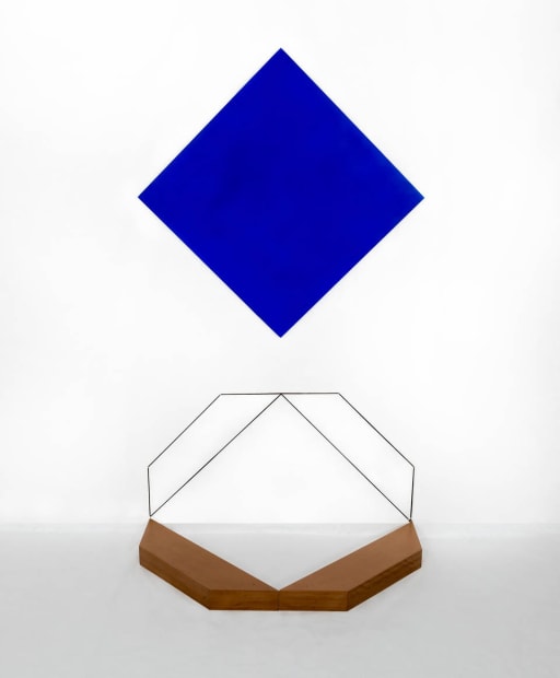 Far from being hermetically confined to the space into which his works invite themselves, invariably with elegant modesty, Moutashar's works...