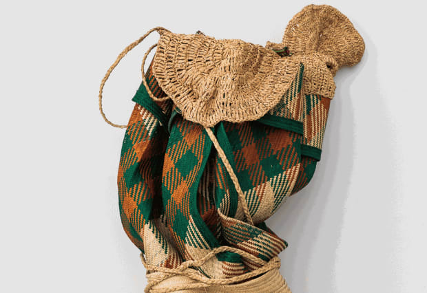 detailed views of the sculptures