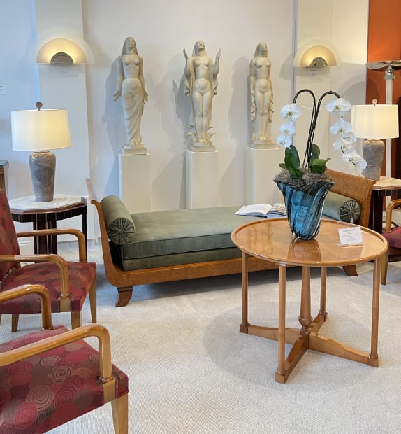 Martell Gallery specializes in Art glass, unique Art Deco antique furniture, bronze sculptures, chryselephantine sculptures and an array of accessories...